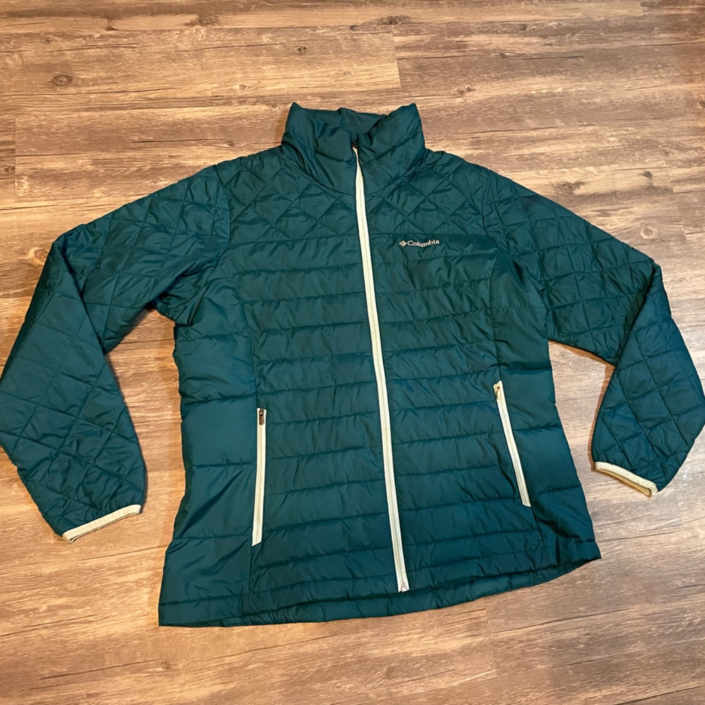 Women’s Columbia jacket